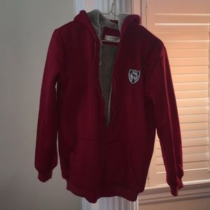 Unisex jacket. Fleeced inlining.